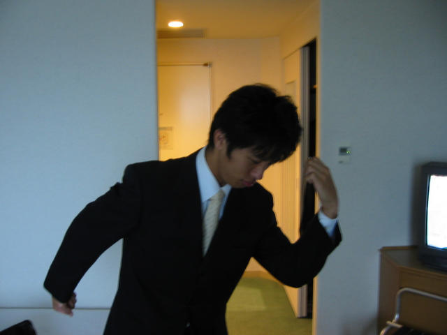 20030910_075333-00-kojima