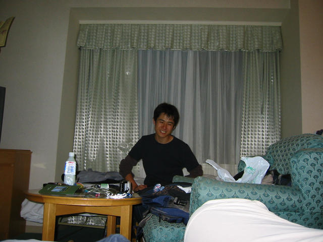 20030910_233423-00-kojima